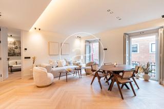 Appartement  Calle de viriato. Piso en la venta en trafalgar