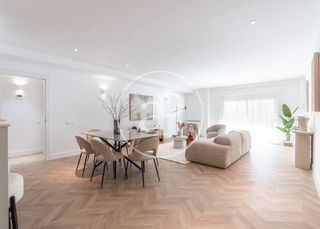 Pis  C. de espronceda. Piso en venta de 4 habitaciones en chamberí