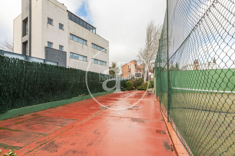 Casa adosada en c. de federico agustí 5 adosado en venta en el plantío en Madrid - Imagen 55
