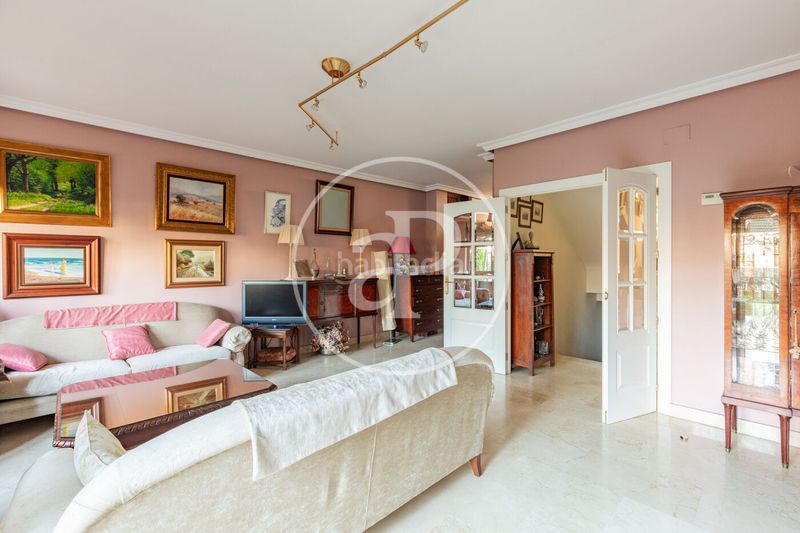 Casa adosada en c. de federico agustí 5 adosado en venta en el plantío en Madrid - Imagen 12