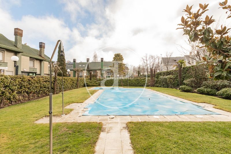 Casa adosada en c. de federico agustí 5 adosado en venta en el plantío en Madrid - Imagen 50