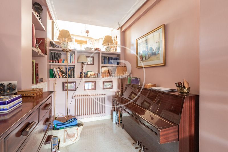 Casa adosada en c. de federico agustí 5 adosado en venta en el plantío en Madrid - Imagen 20