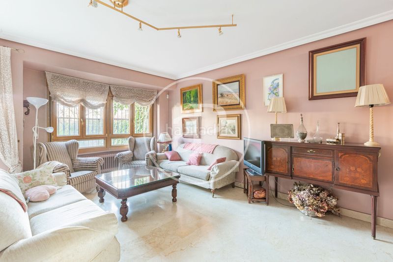 Casa adosada en c. de federico agustí 5 adosado en venta en el plantío en Madrid - Imagen 31