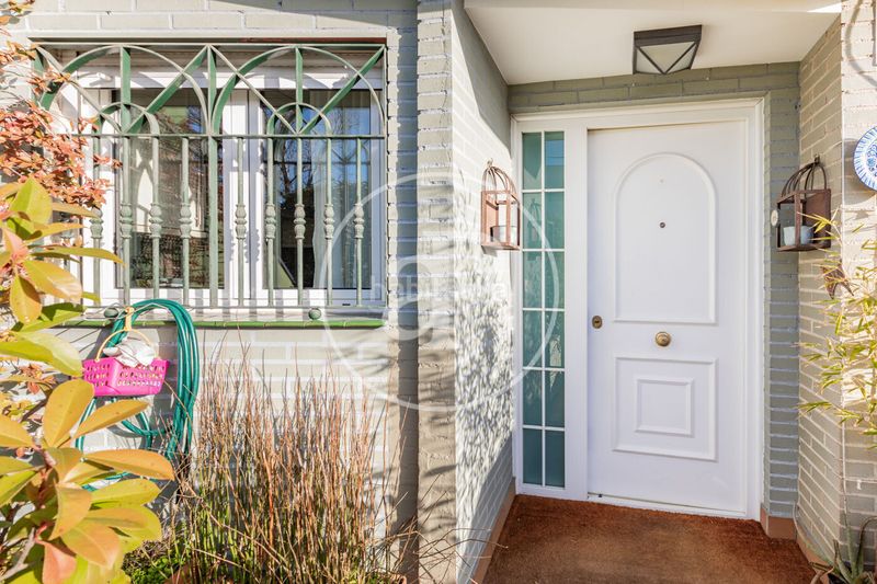 Casa adosada en c. de federico agustí 5 adosado en venta en el plantío en Madrid - Imagen 49