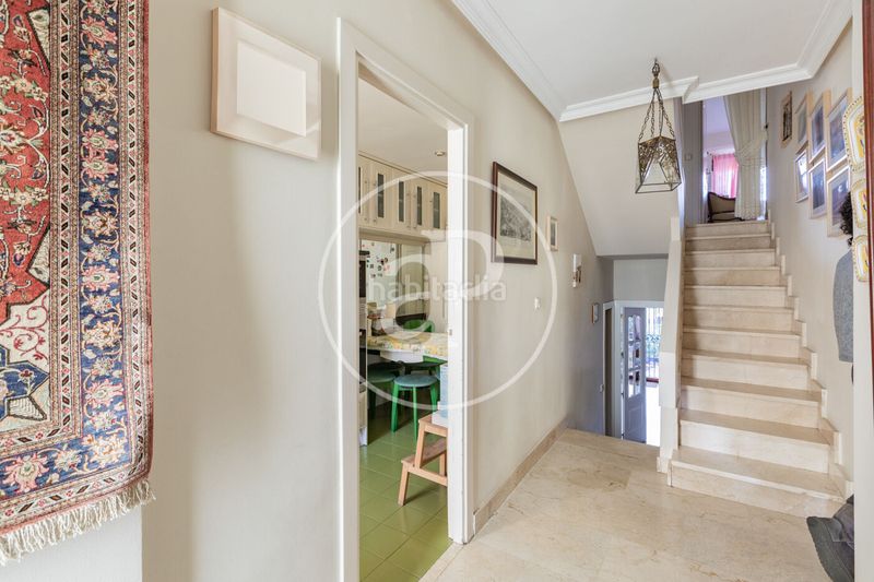 Casa adosada en c. de federico agustí 5 adosado en venta en el plantío en Madrid - Imagen 18