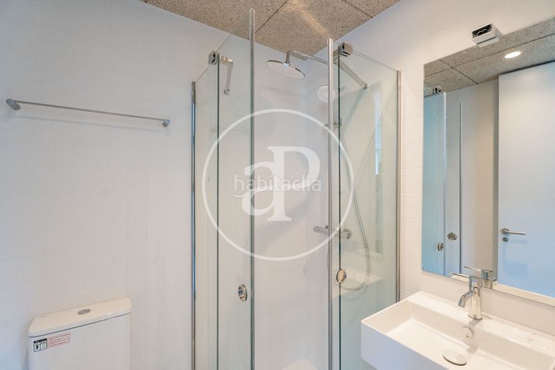 Foto 41f1a676-9a10-4113-b428-5b7b7e402a3e. Alquiler ático estudio en alquiler en calle sanchez pacheco en Madrid