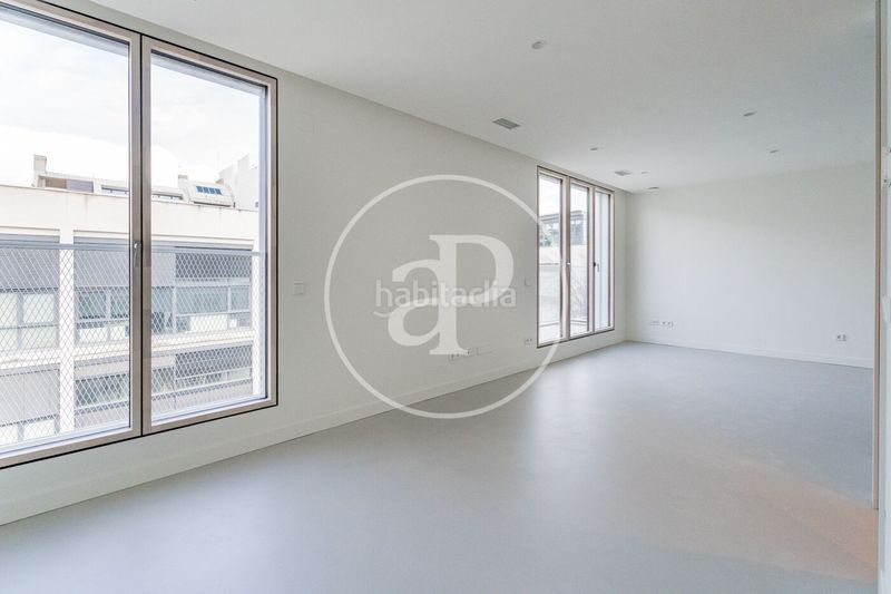 Foto 4c31f664-16dc-4232-a9ac-3313012367b4. Alquiler ático estudio en alquiler en calle sanchez pacheco en Madrid