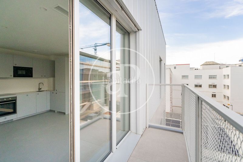 Foto c1c24157-c127-4b2d-91fe-11a6ae1f7852. Alquiler ático estudio en alquiler en calle sanchez pacheco en Madrid