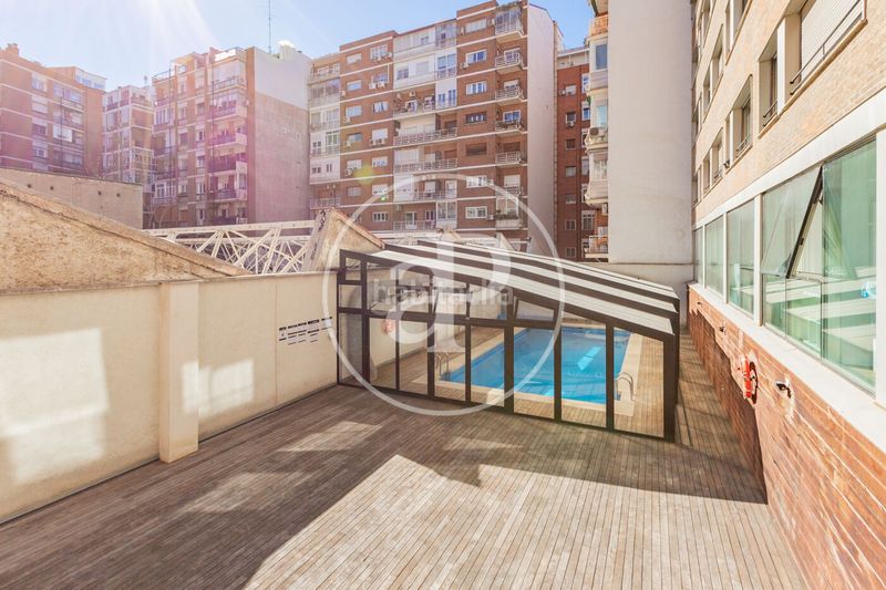 Foto 6668ed8d-1006-452c-894f-b829b0459465. Pis amb calefacció aparcament piscina a Ríos Rosas-Nuevos Ministerios Madrid