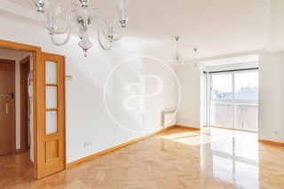 Affitto Appartamento in Costillares. Piso en alquiler en arturo soria