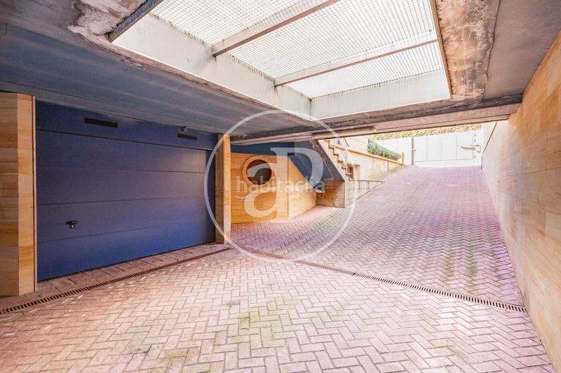 Foto a0d6930f-f67d-429f-976d-02e39eecfddd. Casa amb calefacció aparcament piscina a La Florida - El Plantío Madrid