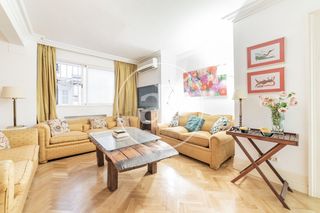 Pis a Calle de Núñez de Balboa