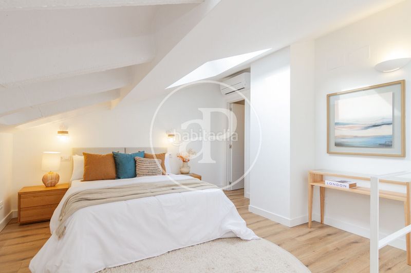 Foto 2c17dc5e-91c1-4921-8e59-a6b86336c667. Pis amb calefacció aparcament a Universidad-Malasaña Madrid