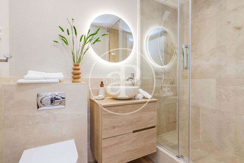 Foto cc33eb47-71d0-4707-9896-0611c7f1ef97. Pis amb calefacció aparcament a Universidad-Malasaña Madrid