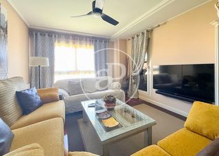 Rent Flat  P.º de la alameda de osuna. Piso en alquiler en en alameda de osuna