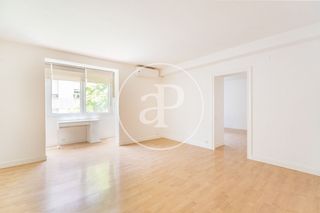 Location Appartement  C. de alfonso rodríguez santamaría. Piso en alquiler en calle alfonso rodríguez santamaría