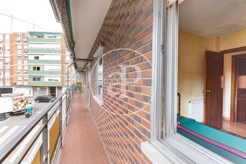 Foto c2dc86f9-4398-46d2-9b76-90dd0568e4f6. Pis amb calefacció a Ventas Madrid