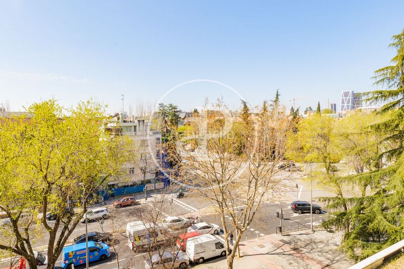 Foto 9eaae1f8-470e-45ba-b5ec-32e7742d11da. Pis amb calefacció aparcament a Nueva España Madrid