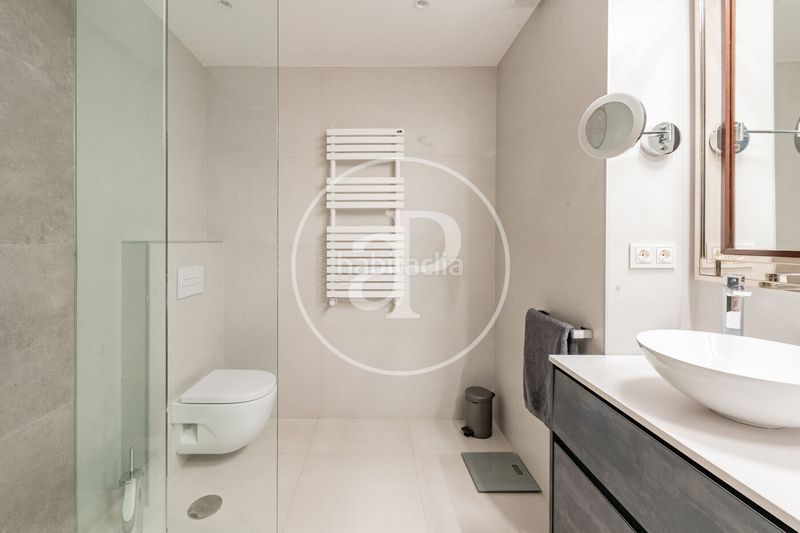 Foto b1a40d78-caba-4862-9b93-41b3a66879bb. Pis amb calefacció aparcament a Nueva España Madrid