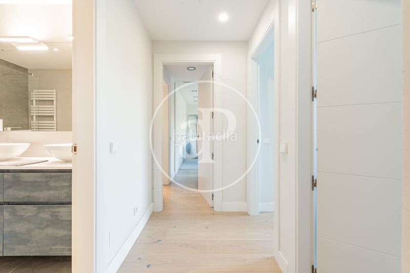 Foto cd5c7177-6a6f-443d-a9cc-6b2fe39f80d2. Pis amb calefacció aparcament a Nueva España Madrid