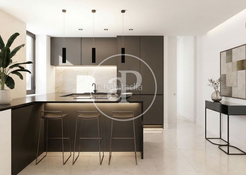 Foto a1b46fcb-07c2-4fa6-b1b7-73cf2acc9c21. Pis 237m<sup>2</sup> amb calefacció piscina a Goya Madrid