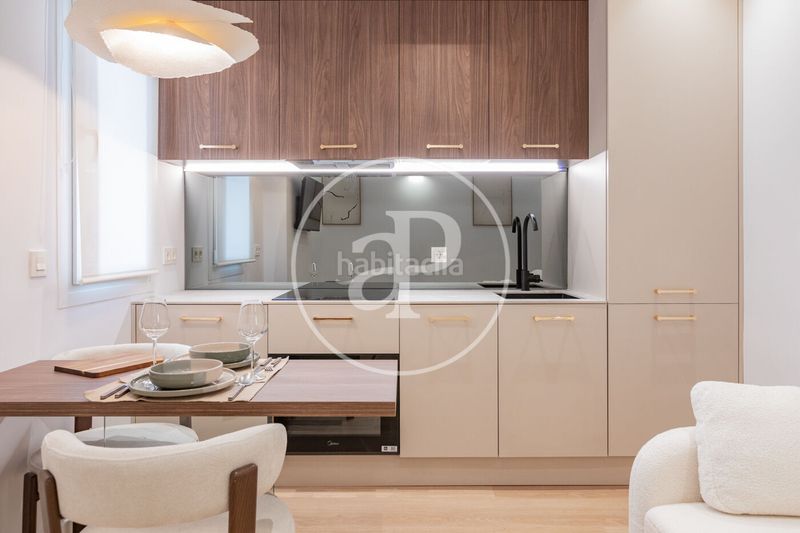 Foto 2c8d3663-0573-4ba2-973f-4a63d58d38fc. Pis amb calefacció a Trafalgar Madrid