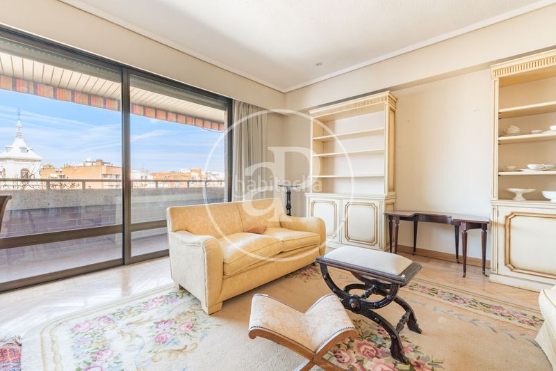 Foto 53e38bb9-0d90-48db-aa10-60fe4dc44825. Pis amb calefacció aparcament a Almagro Madrid