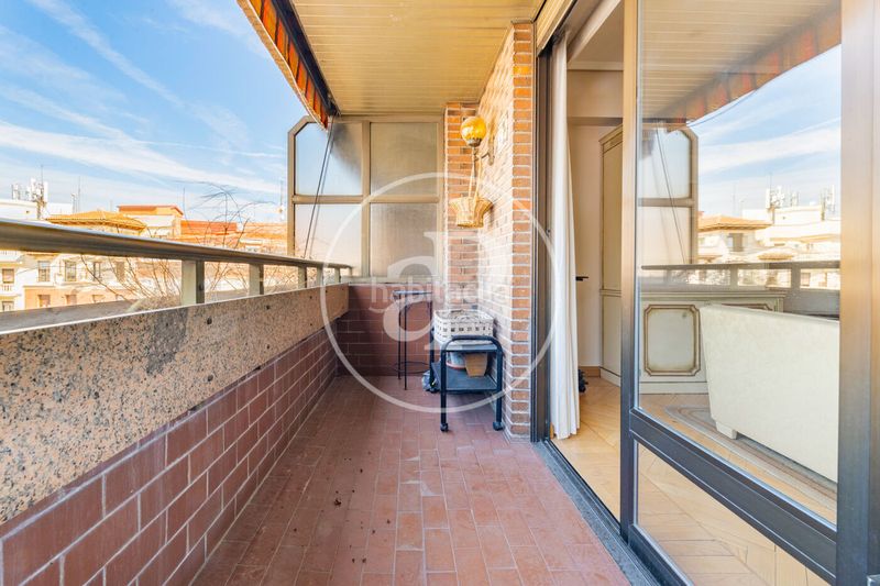 Foto 77e4b77a-9ecb-4025-ad2f-f789b6798ea7. Pis amb calefacció aparcament a Almagro Madrid
