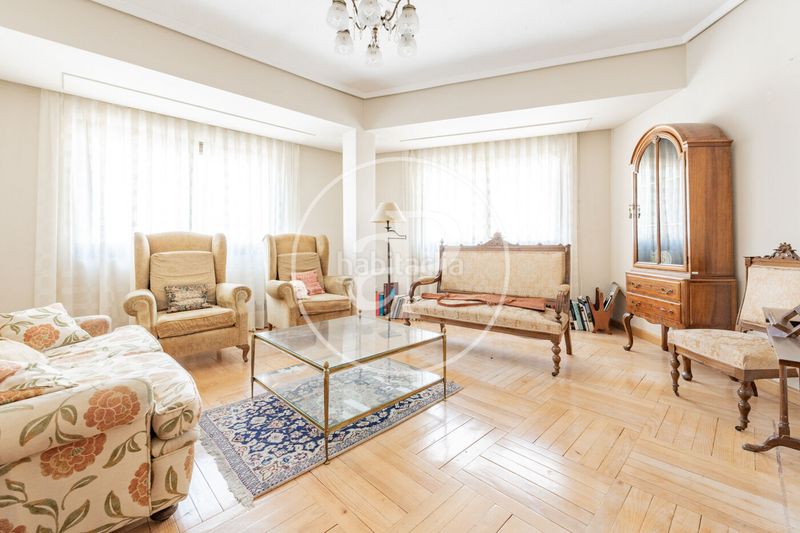 Foto b4f15df0-1555-4227-ab22-88f6699f7e03. Pis amb calefacció aparcament a Almagro Madrid