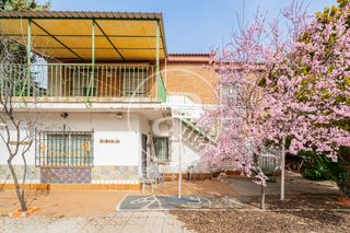 Maison à Avenida Europa. Casa independiente en venta en pozuelo