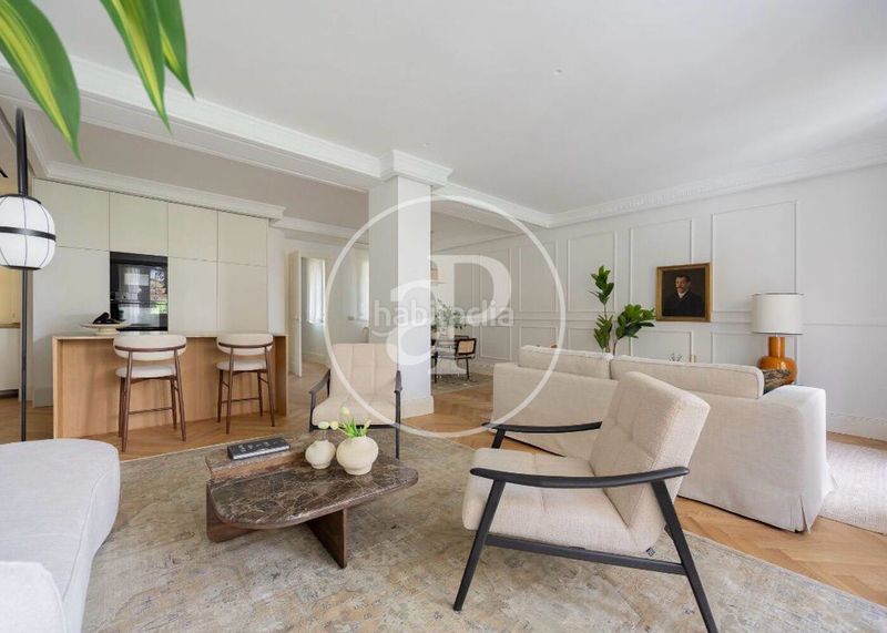 Foto 0feff73e-67a1-4ef4-9ecc-5a75b88db489. Pis amb calefacció aparcament a Goya Madrid