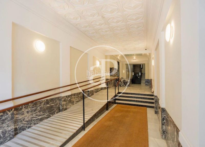 Foto eba406a8-2018-4e7a-b280-cd0ac8eb537e. Pis amb calefacció aparcament a Goya Madrid