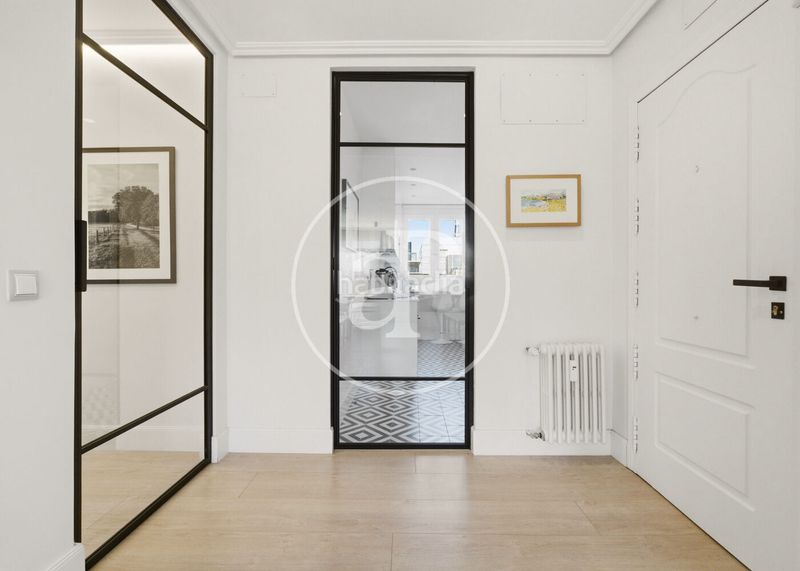 Foto 0d7ecb14-6aad-43e0-9210-8e49c37f5e9b. Pis amb calefacció aparcament piscina a Nueva España Madrid