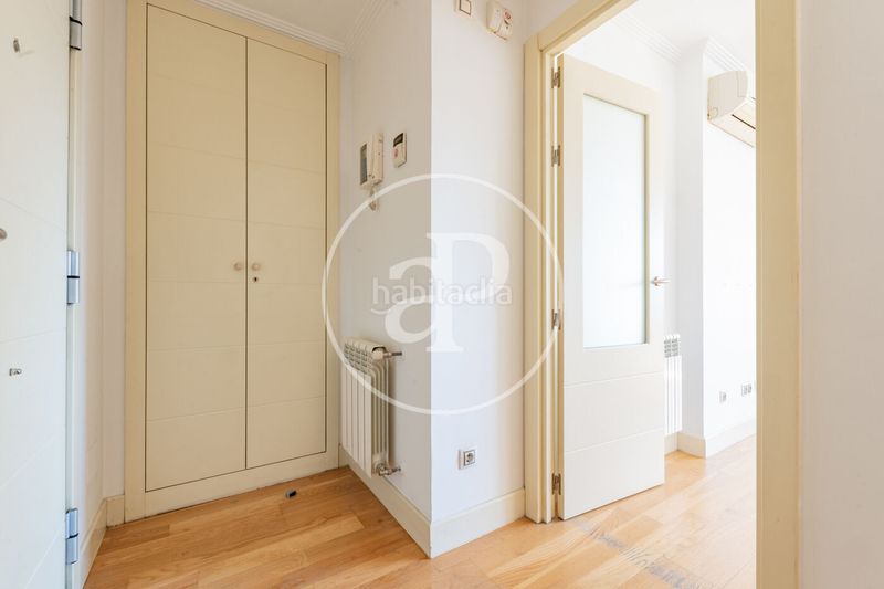 Foto 46758363-d7db-4d1b-8793-526f4b7d06c5. Pis amb calefacció aparcament piscina a Legazpi Madrid