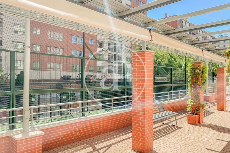 Foto a8840aa6-7580-41f2-921b-8a1263348643. Pis amb calefacció aparcament piscina a Legazpi Madrid