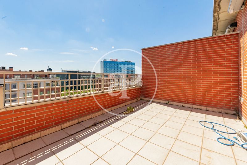 Foto c0007d06-1bfd-4634-aa61-bc2d257637e5. Pis amb calefacció aparcament piscina a Legazpi Madrid