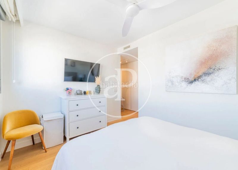 Foto 70715b0b-46f9-493b-9ea0-9c79f617b536. Àtic amb calefacció aparcament piscina a Valenoso Boadilla del Monte