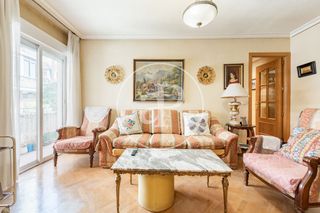 Flat in Fuente del Berro. Piso en venta en fuente del berro