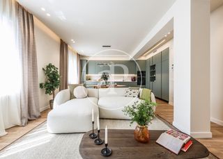 Flat in Estrella. Piso en venta en zona ibiza