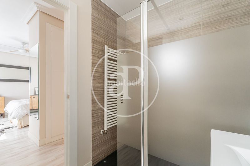 Foto ad7149b7-b4c2-4319-a8ab-1d55f2bd6246. Pis amb calefacció aparcament piscina a Hispanoamérica-Bernabéu Madrid