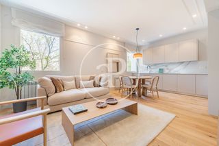 Piso  C. de ibiza. Piso en venta en calle ibiza