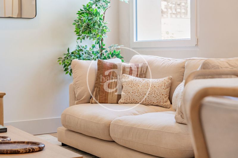 Foto e89b06a0-3895-464b-8280-3675d5bd5e0f. Pis amb calefacció a Ibiza Madrid