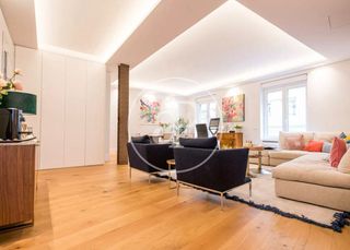 Pis a Calle de Núñez de Balboa