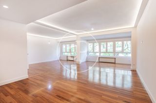 Rent Flat  Calle de o'donnell. Piso en alquiler en odonnell