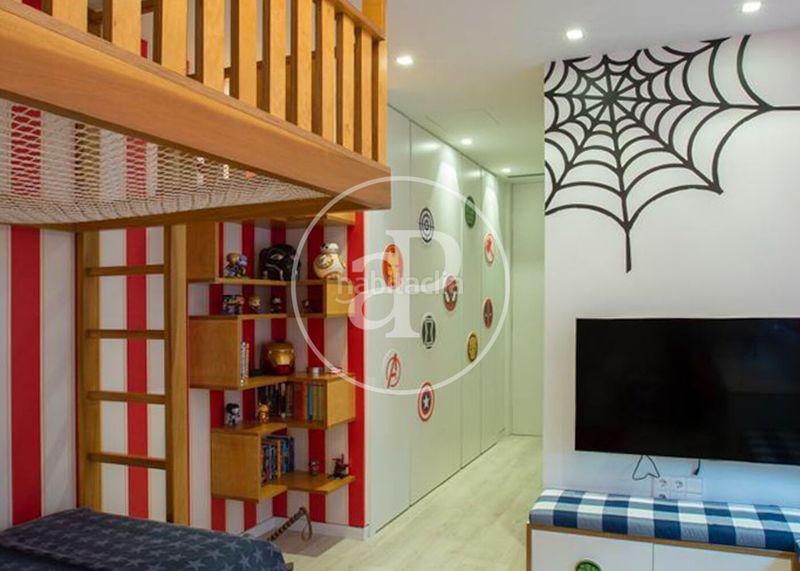 Foto b9995d2d-e5a1-4516-bb9d-806da7b61840. Casa amb calefacció aparcament piscina a Conde Orgaz - Piovera Madrid