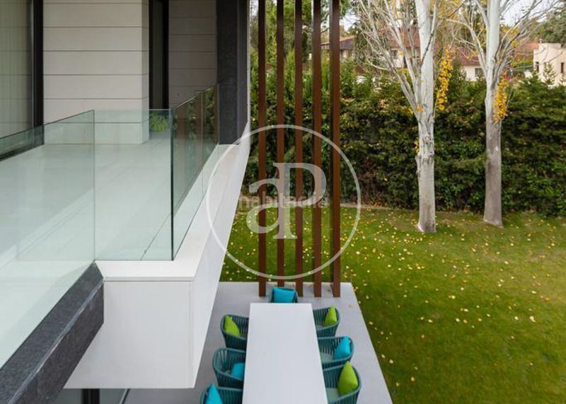 Foto d03c84d0-4a2d-42bc-b912-4154664d98cb. Casa amb calefacció aparcament piscina a Conde Orgaz - Piovera Madrid