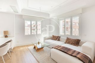 Flat in C. de Evaristo San Miguel