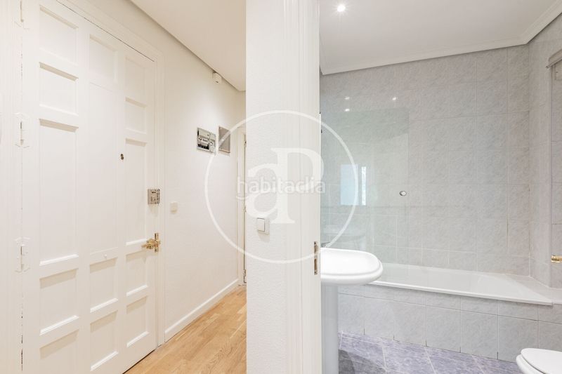 Foto 5754db01-f2ec-45a7-aaea-b2024148c42c. Pis amb calefacció a Ibiza Madrid