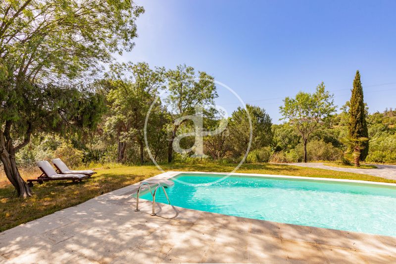 Foto 72cb318a-58ce-4a04-86db-7ae09635d88f. Casa amb calefacció aparcament piscina a El Monte Torrelodones