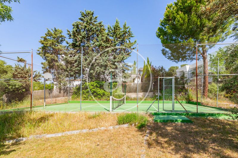 Foto f53d9a39-d293-49ad-9c06-0d14f5e75d51. Casa amb calefacció aparcament piscina a El Monte Torrelodones
